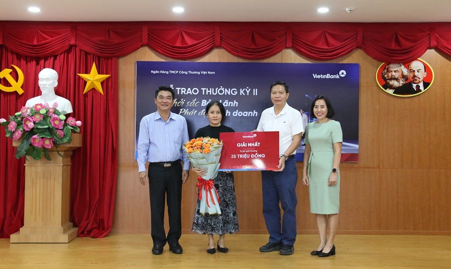 1.vtb Bình Dương Trao Thưởng