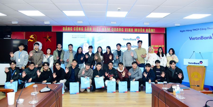 Ảnh 1 Sv Fpt Thực Tập